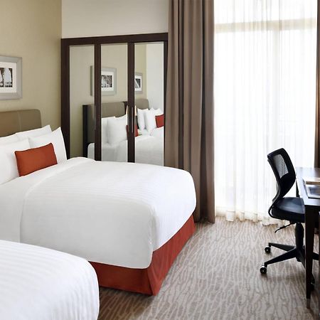 แมริออท เอ็กเซกคิวทีฟ อพาร์ตเมนต์ ริยาดห์ คอนเวนชั่นเซ็นเตอร์ Hotel ภายนอก รูปภาพ