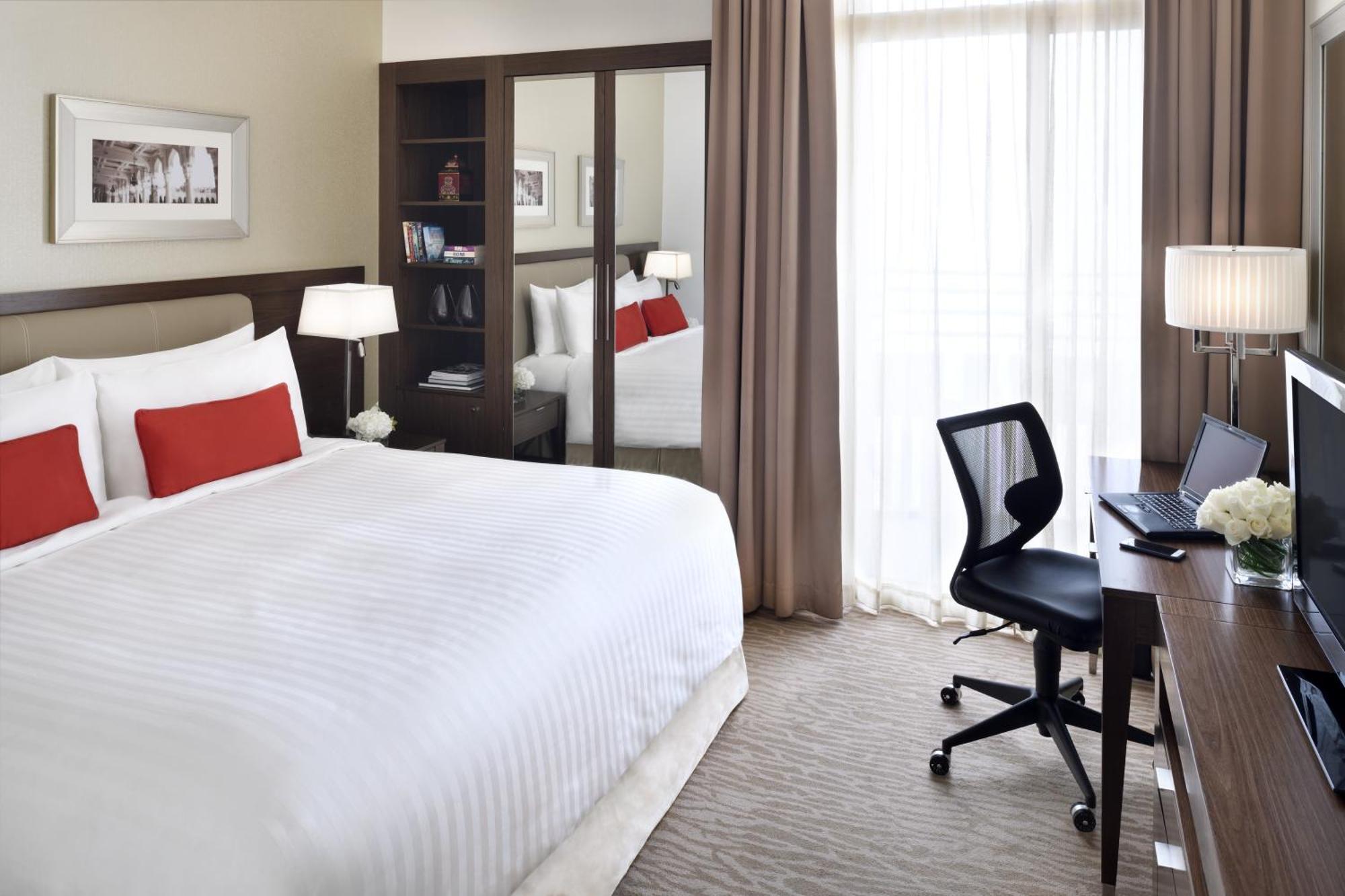 แมริออท เอ็กเซกคิวทีฟ อพาร์ตเมนต์ ริยาดห์ คอนเวนชั่นเซ็นเตอร์ Hotel ภายนอก รูปภาพ